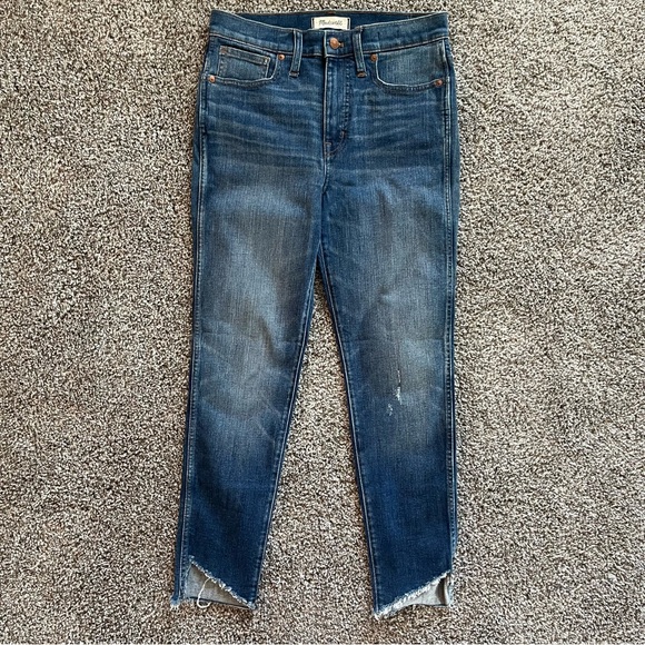Madewell Denim - Madewell High Rise Distressed Ankle Skinny Jeans Asymmetrical Hem Women’s 28